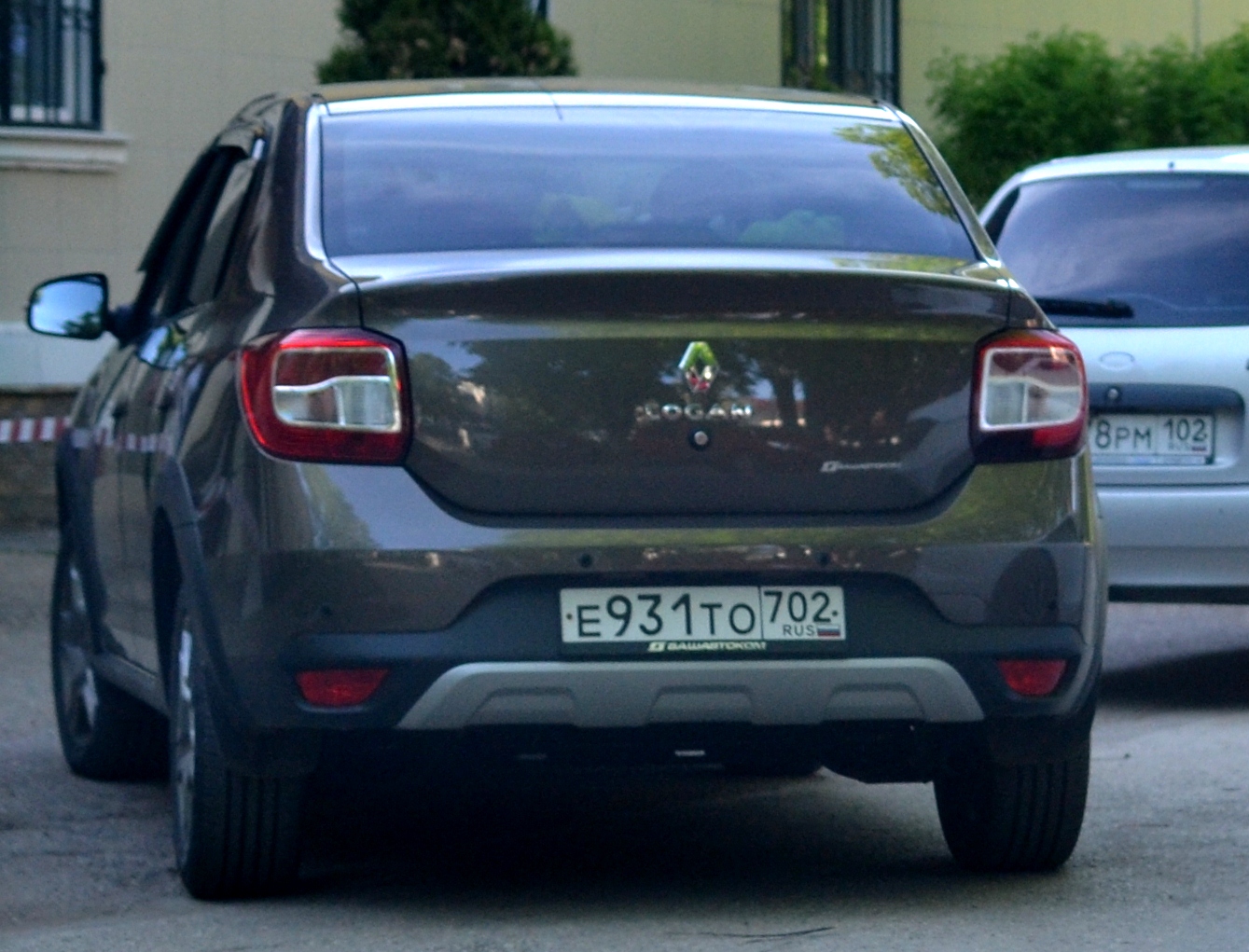 е 931 то 702, Renault Logan 