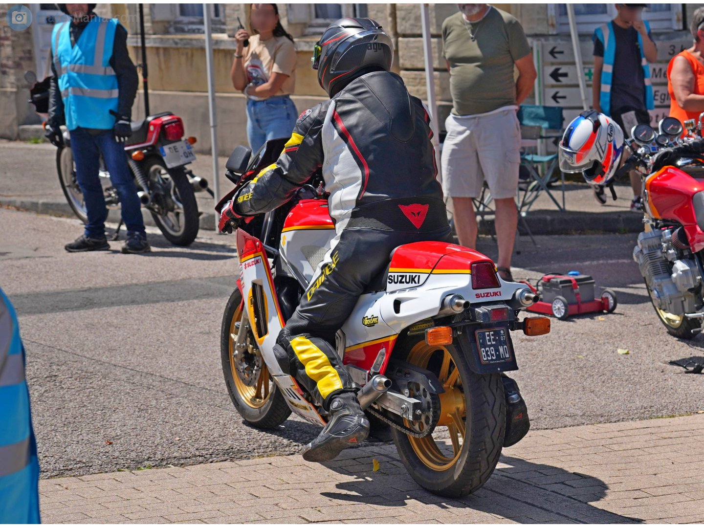 EE-839-MQ, Suzuki RG/RGV 