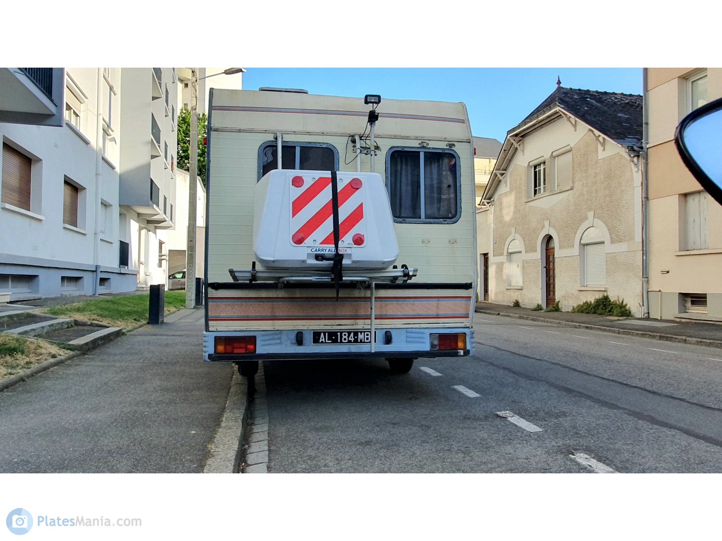 AL-184-MB, Peugeot J5 