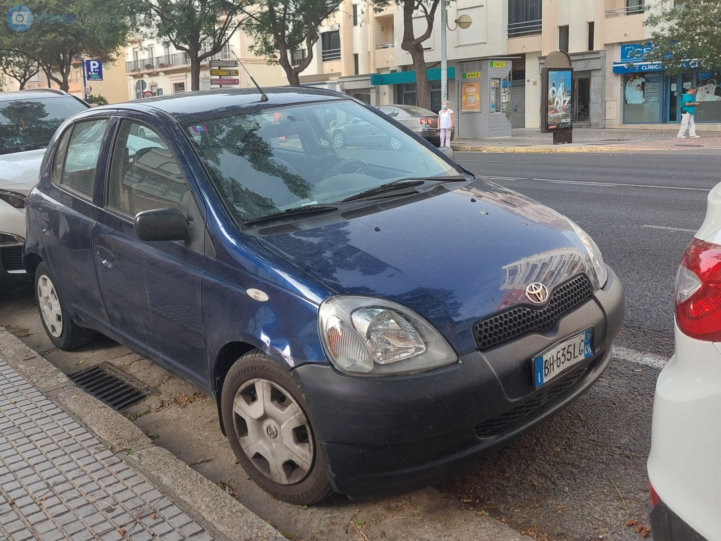 BH 635 LG, Toyota Yaris 1st gen 5-door Hatch (XP10), 1999–2005
