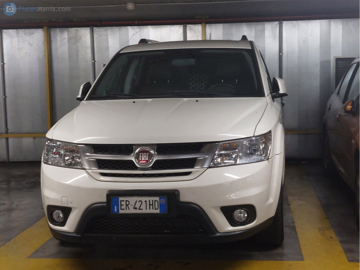 ER 421 HD, FIAT Freemont 1st gen (345), 2011–2016