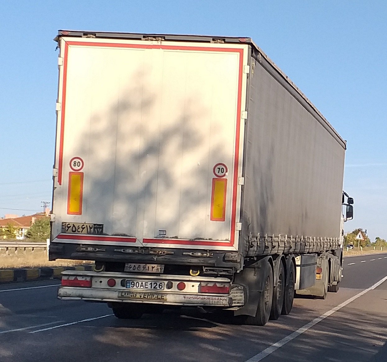 ۶۵ع۶۱۲ ۱۷, Commercial vehicles 