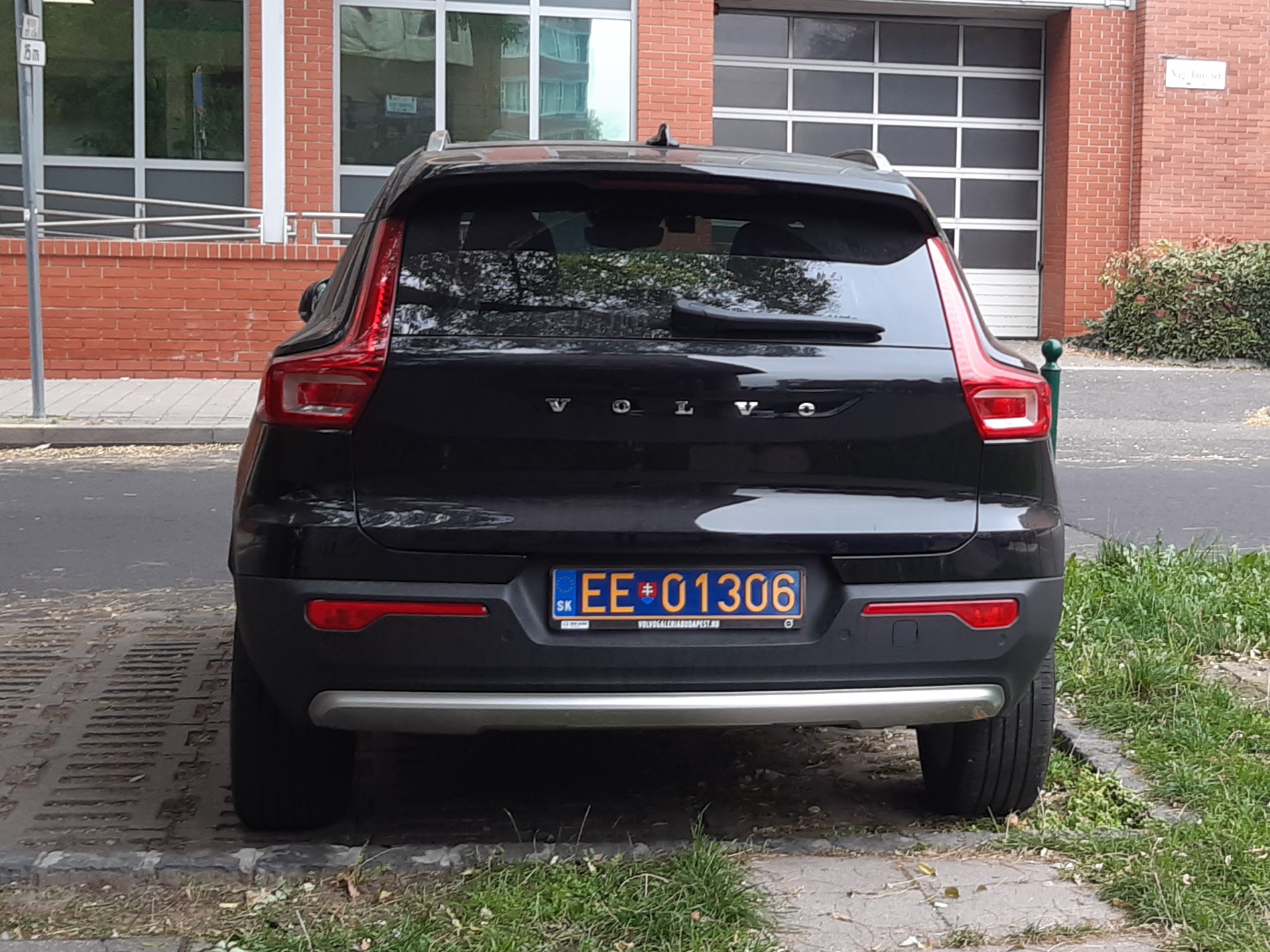 EE 01306, Volvo XC40 / EX40 1st gen (536), 2017–
