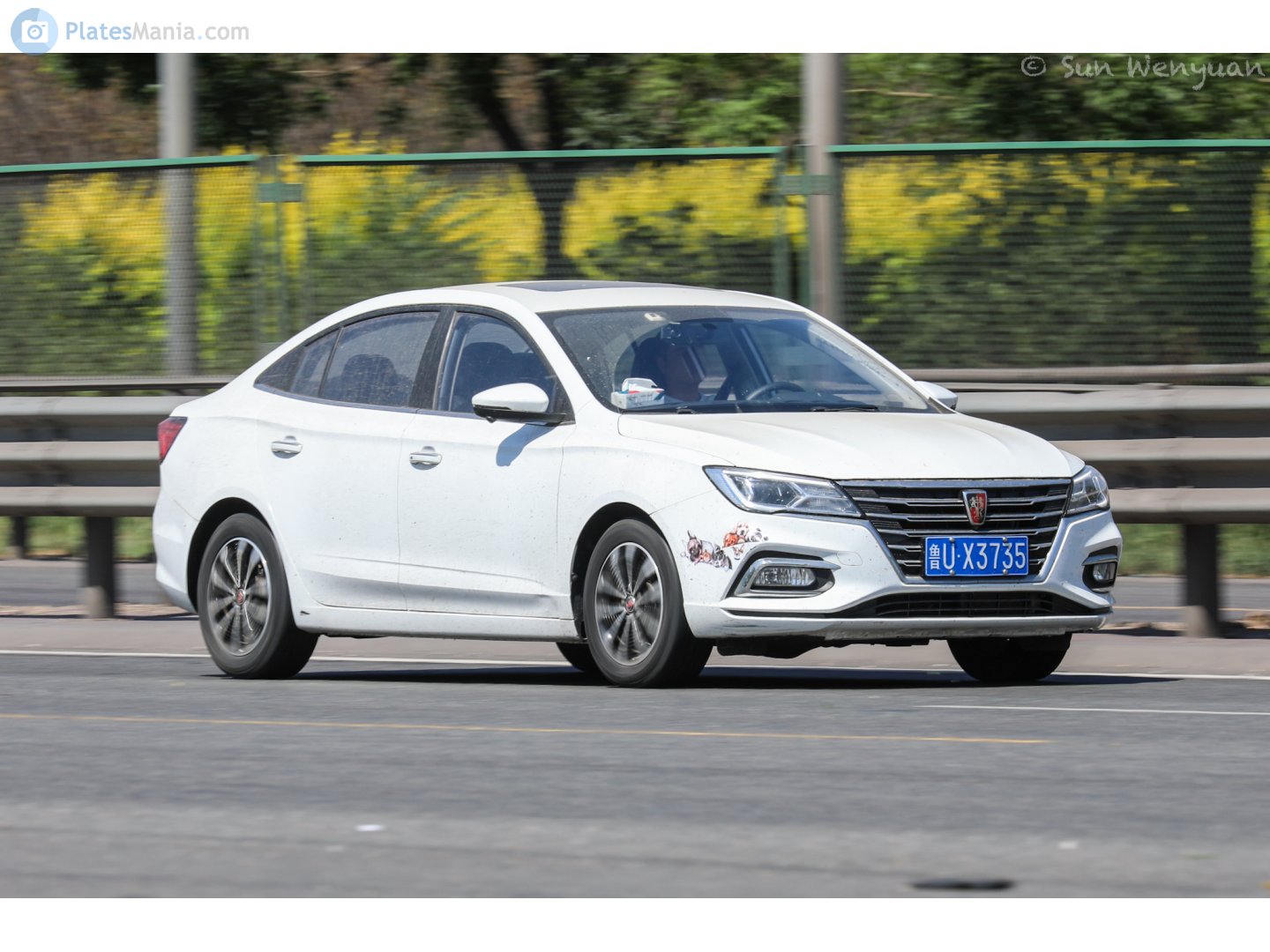鲁U·X3735, Roewe i5 1st gen Sedan (AP31), 2017–2021