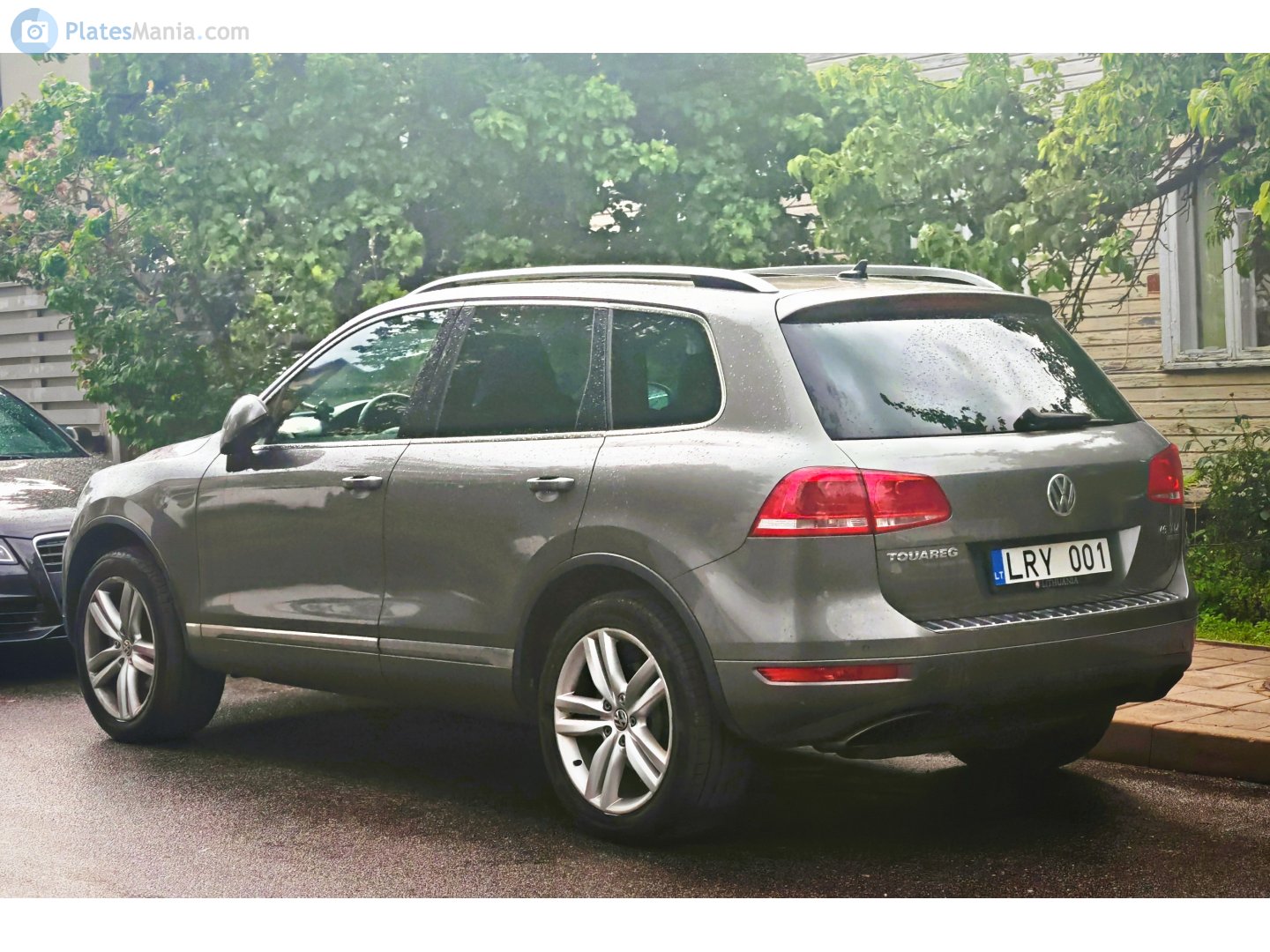 LRY 001, Volkswagen Touareg 2nd gen (7P), 2010–2018
