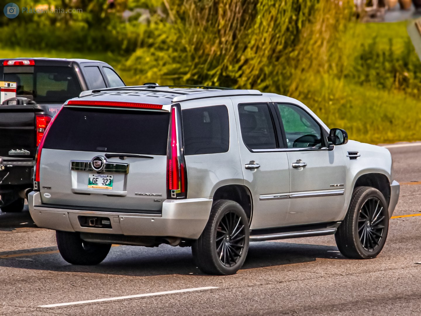 LGE 323, Cadillac Escalade 3rd gen (GMT926), 2006–2014