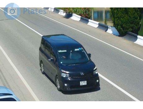 о226кк, Toyota Voxy