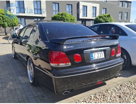 Z 231, Toyota Aristo