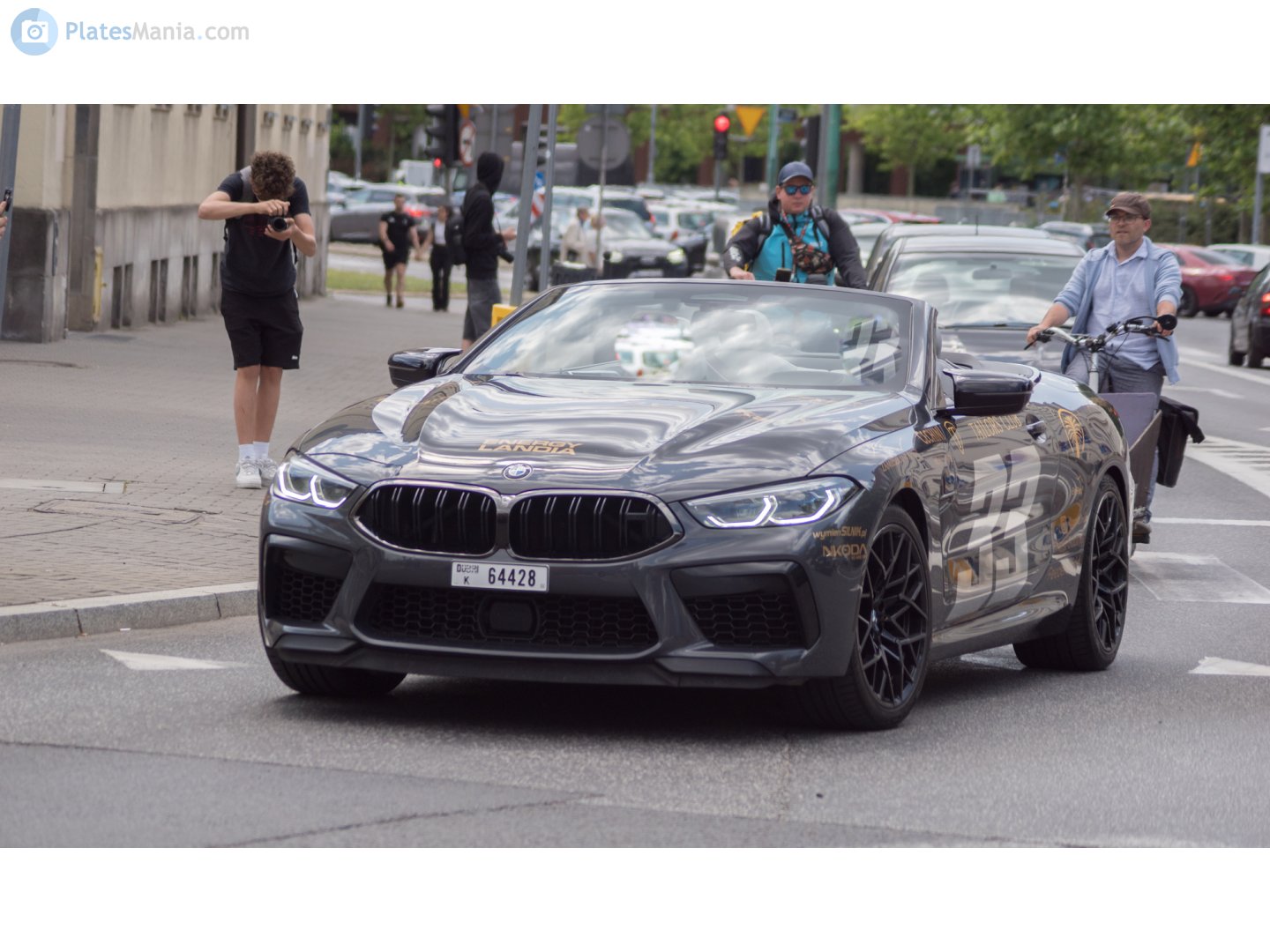 K 64428, BMW M8 