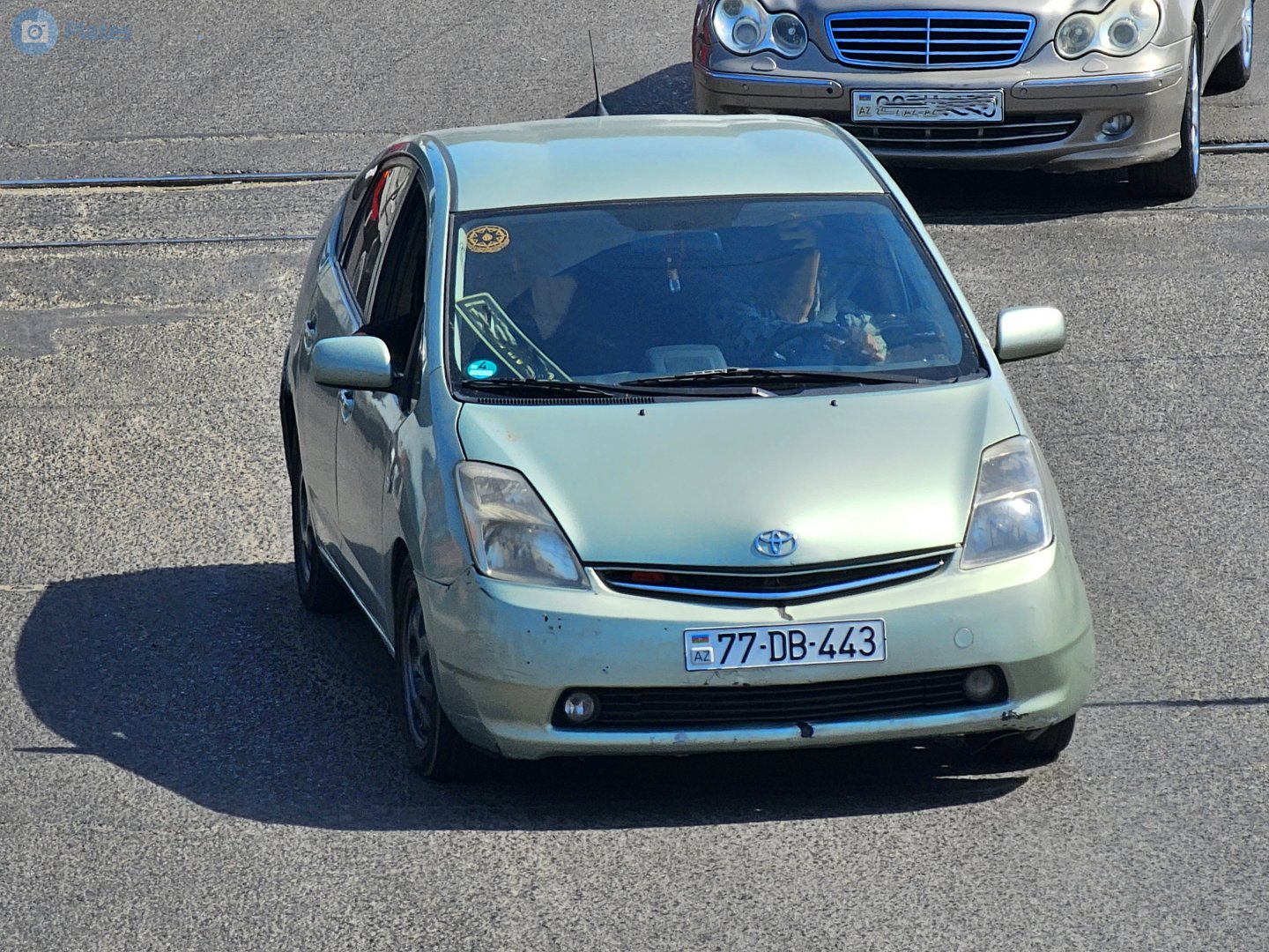 77 DB 443, Toyota Prius 2nd gen (NHW20), 2004–2011