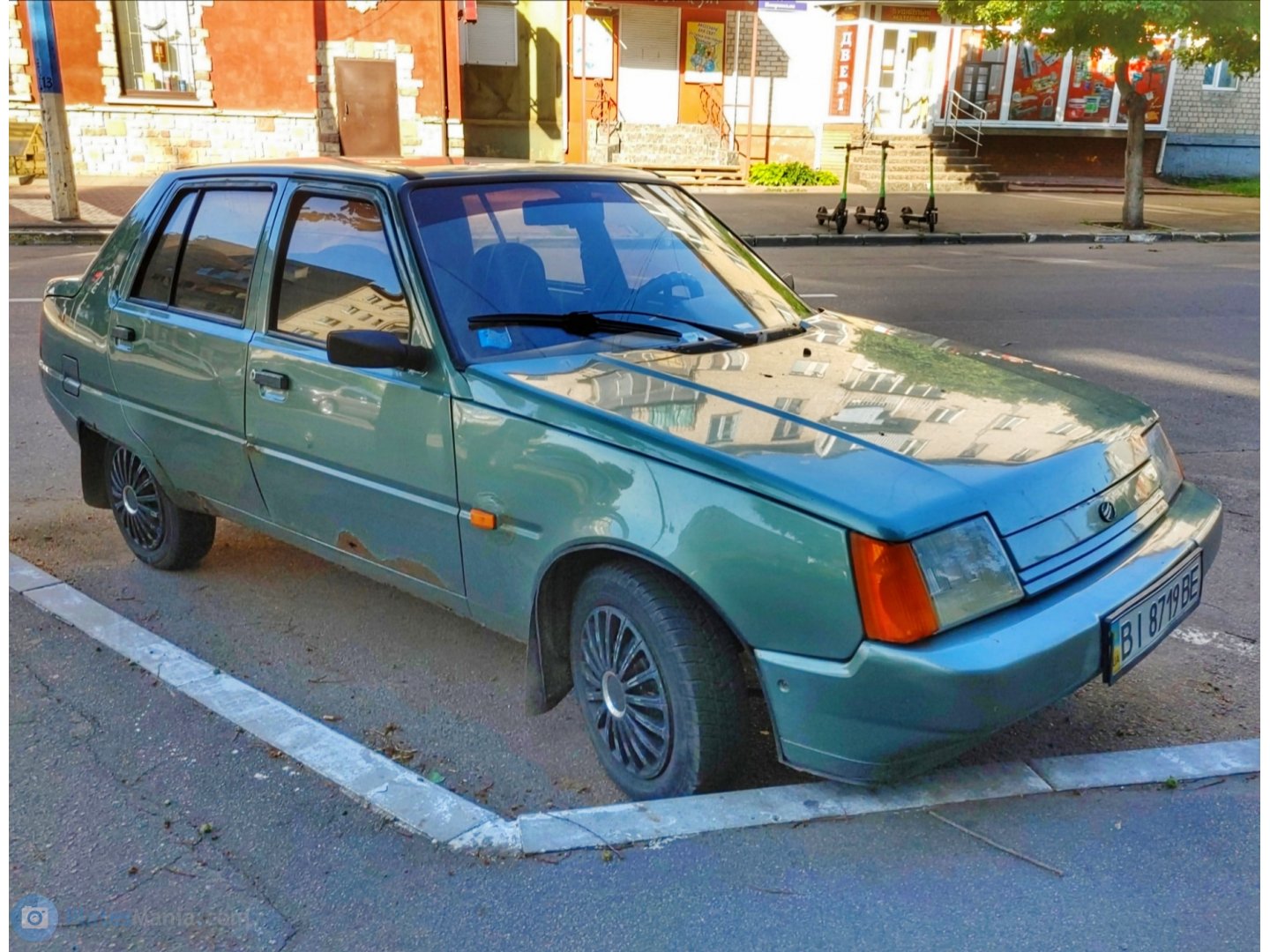 BI 8719 BE, ZAZ 1103 Славута 