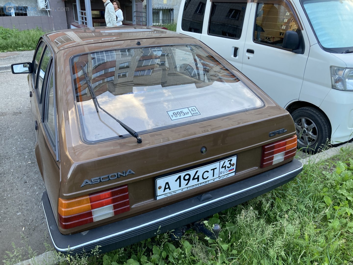 а 194 ст 43, Opel Ascona 3rd gen CC Liftback (C), 1981–1988