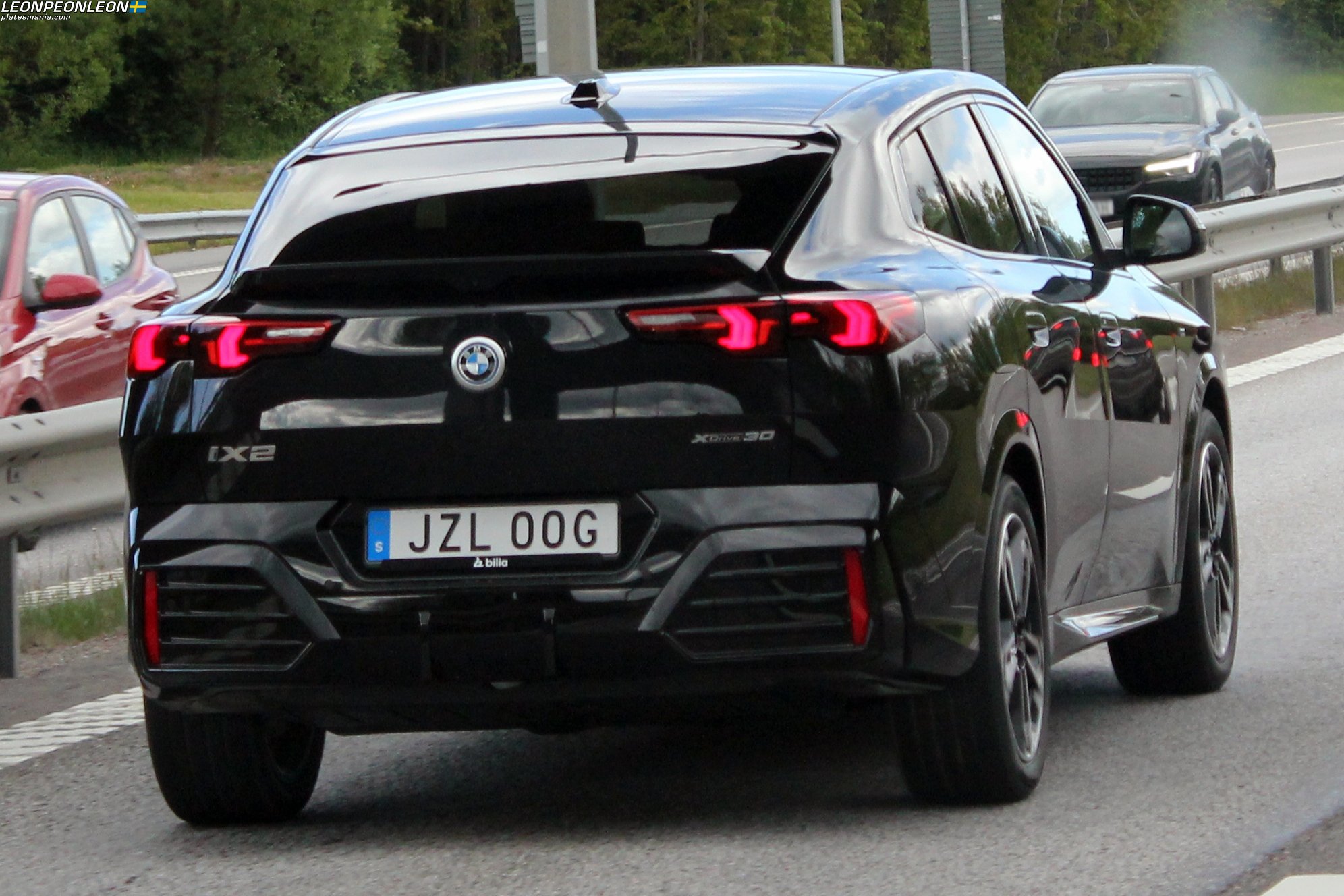 JZL 00G, BMW X2 2nd gen iX2 (U10), 2024–