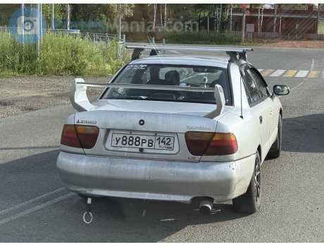 у888рв142, Mitsubishi Carisma