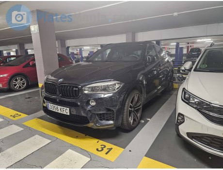 3356 KFC, BMW X6M