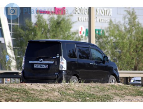 о093нм14, Toyota Voxy