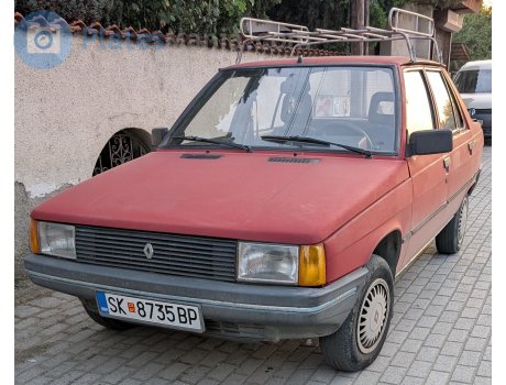 SK 8735 BP, Renault 9