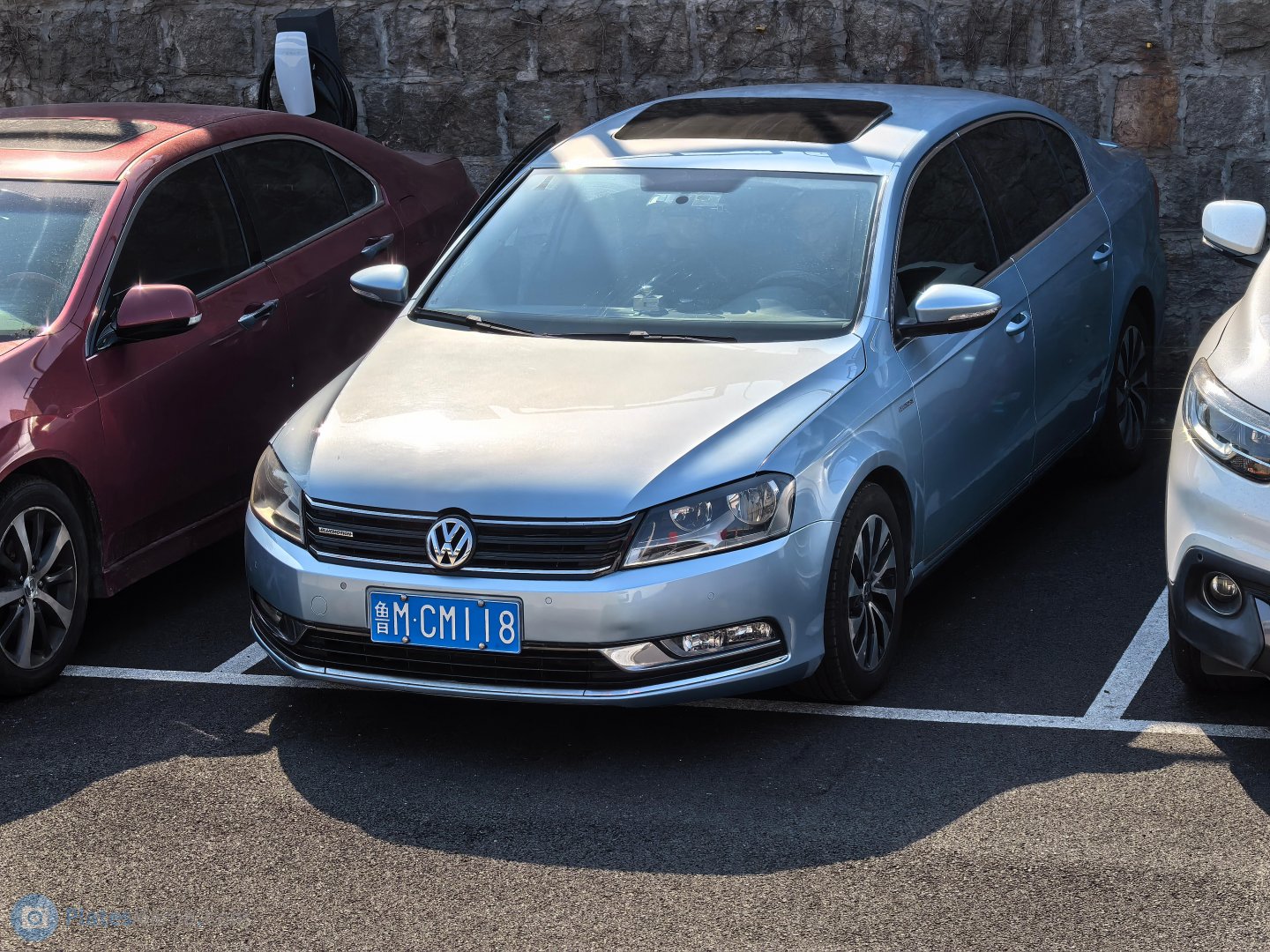 鲁M·CM118, Volkswagen Magotan 2nd gen Sedan (B7L; CN-market), 2011–2016