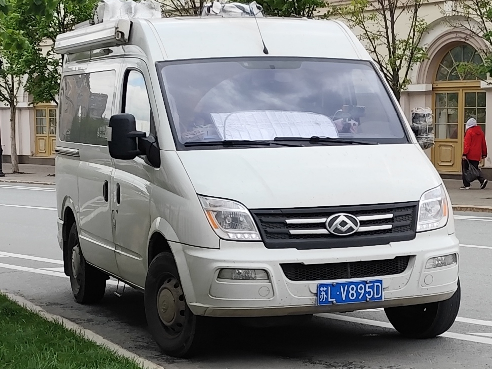 苏L·V895D, Maxus V80 1st gen, 2011–