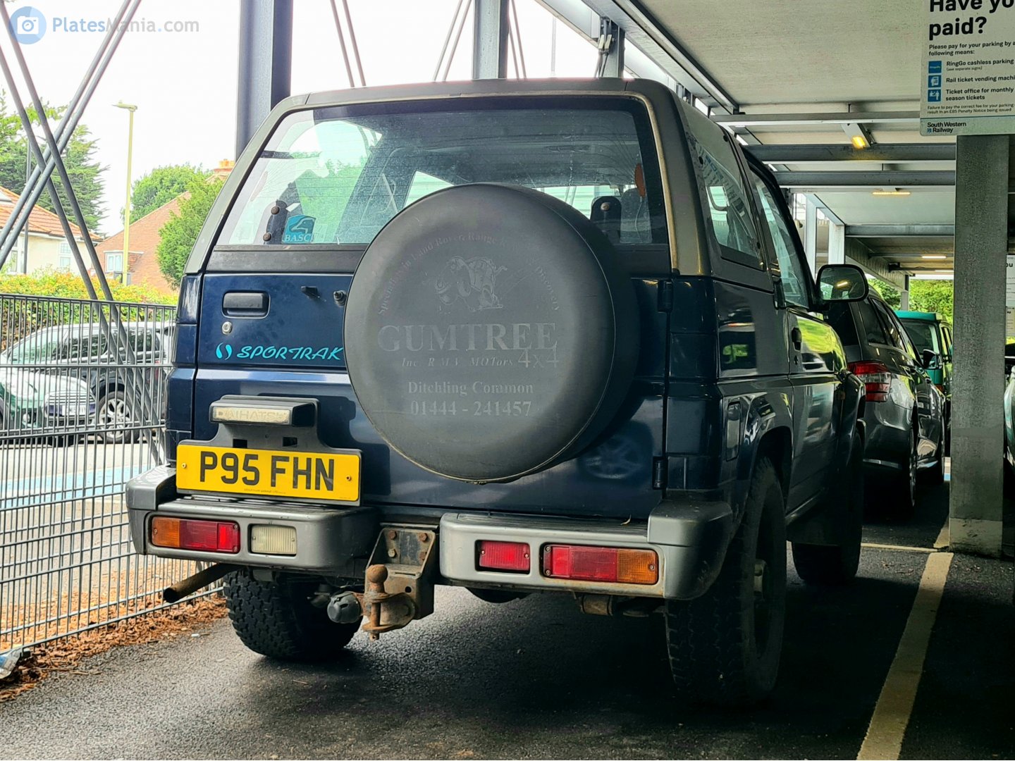 P95FHN, Daihatsu Sportrak 1st gen (F300; UK-market), 1989–1999