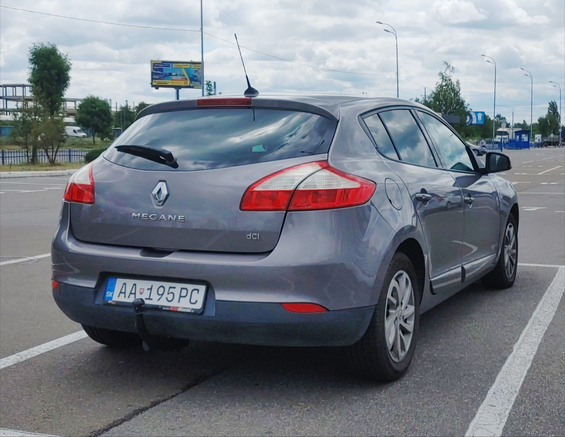 AA 195PC, Renault Mégane 3rd gen Hatch (B95), 2008–2015