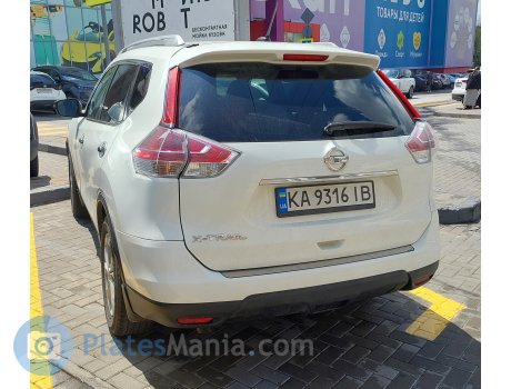 KA 9316 IB, Nissan Rogue