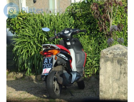 AY 702, Honda X8R