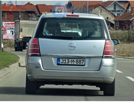 J13-M-887, Opel Zafira