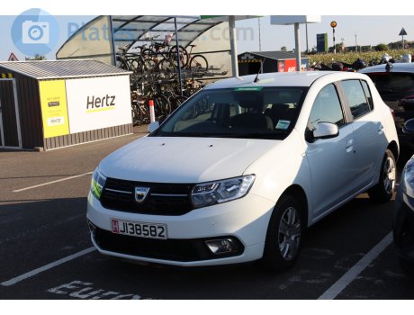 J138582, Dacia Sandero