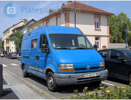 419 AGE 57, Renault Master
