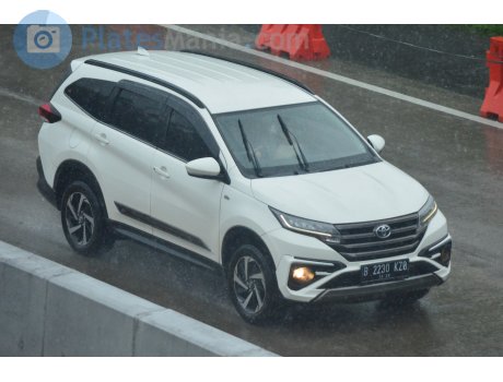 B 2230 KZO, Toyota Rush