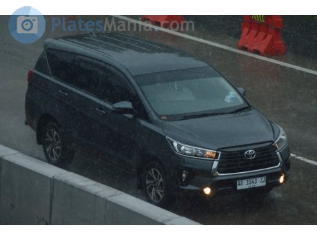 AA 1543 ZJ, Toyota Innova