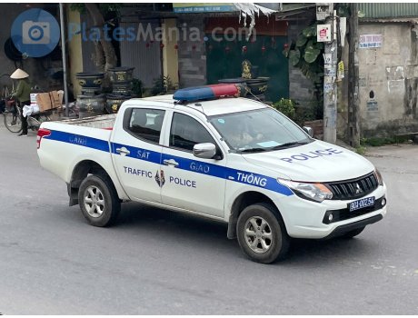 90A-002.54, Mitsubishi Triton