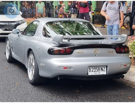 B 2158 NZ, Mazda RX-7