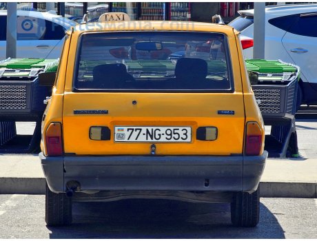 77 NG 953, Renault 12