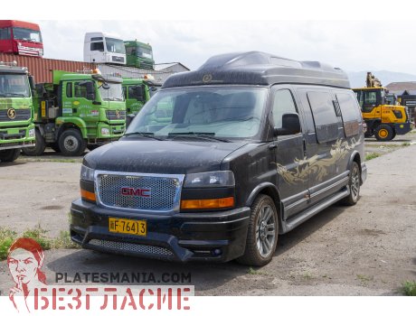 新F·76413, GMC Savana