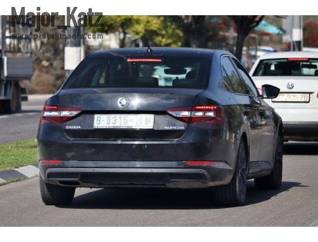 6-8315-H, Skoda Superb