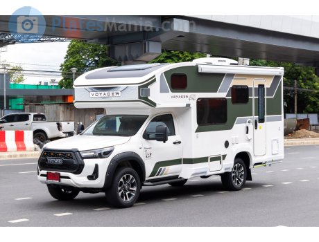 ษ-1809, Toyota Hilux