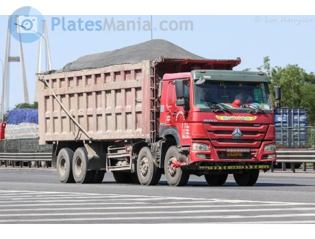 鲁A·K3728, CNHTC (Sinotruk) Howo 7-Series