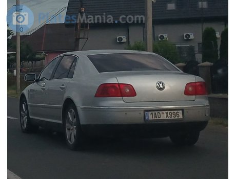 1AD X996, Volkswagen Phaeton