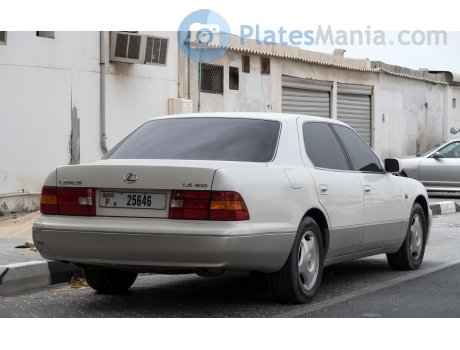 F 25646, Lexus LS