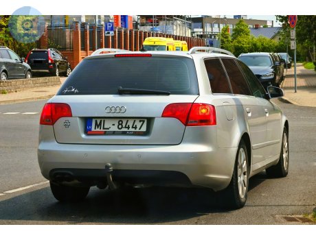 ML-8447, Audi A4