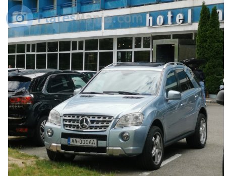 AA-OOOAA, Mercedes-Benz M-Klasse