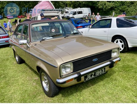 JEZ 1863, Ford Escort
