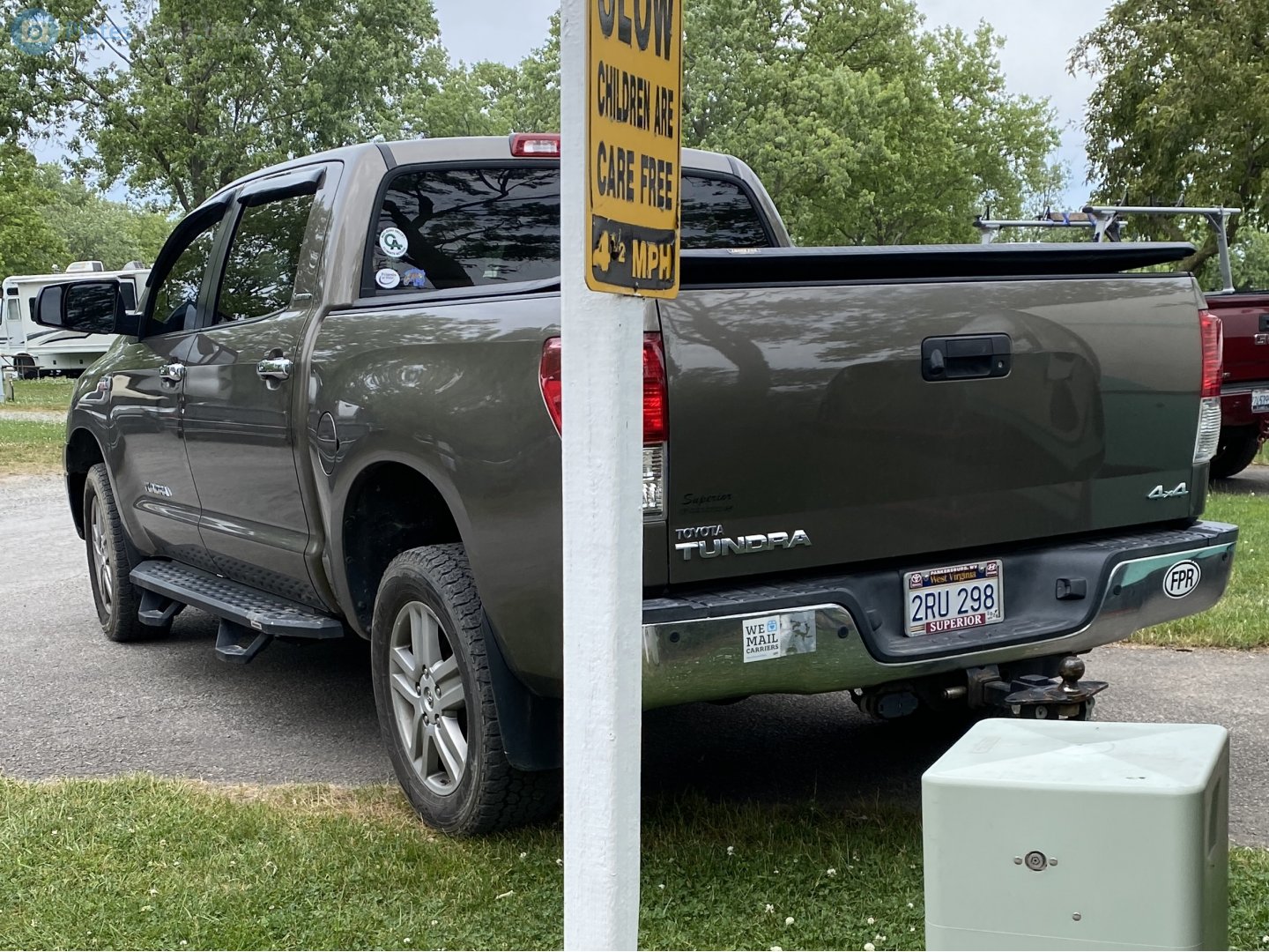 2RU 298, Toyota Tundra 2nd gen (XK50), 2006–2013