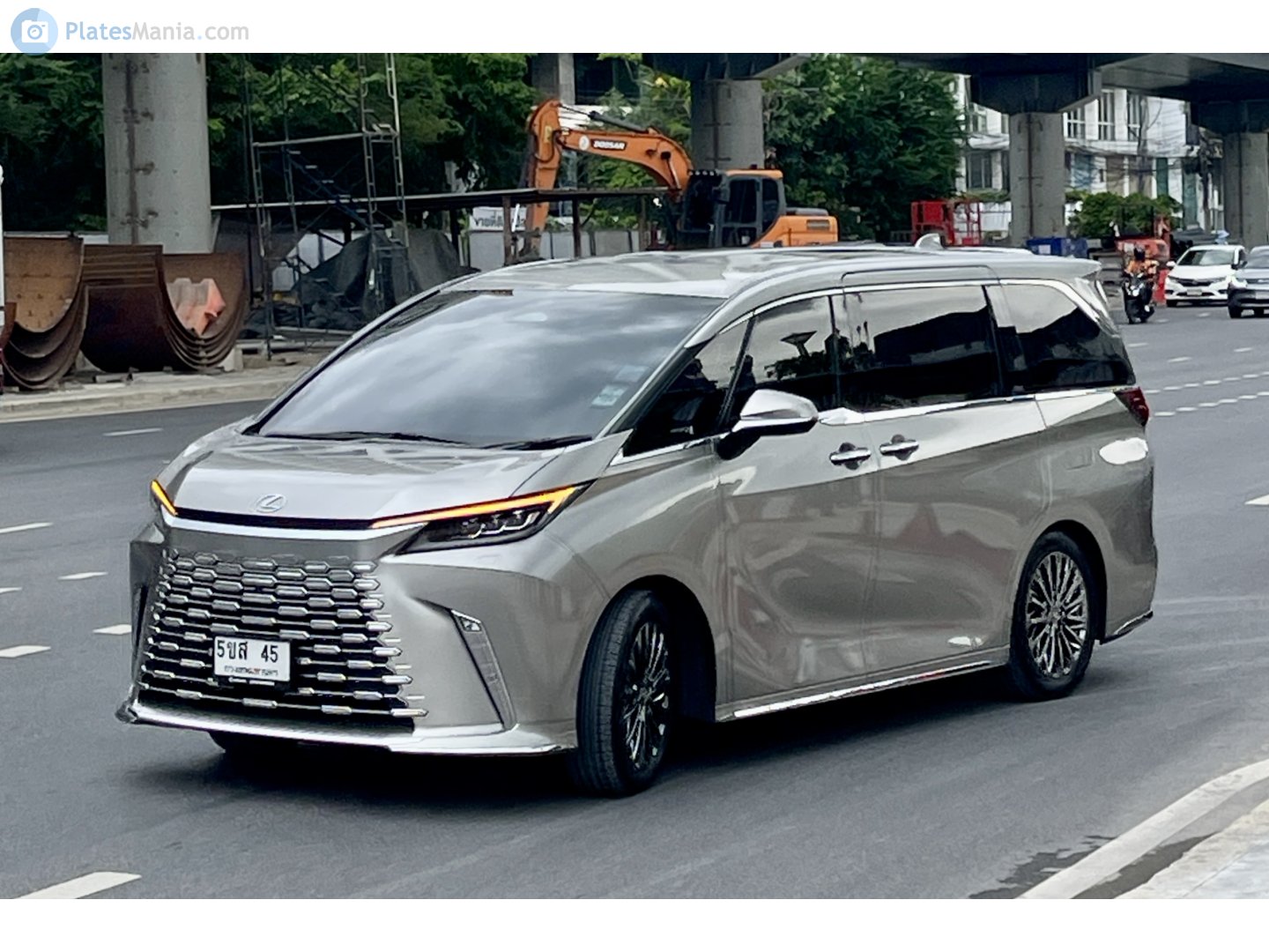 5ขส 45, Lexus LM 2nd gen (AW10), 2023–