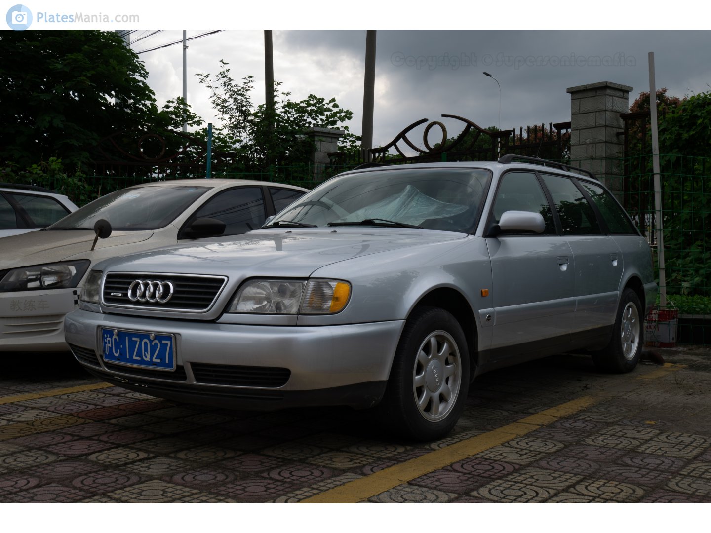 沪C·1ZQ27, Audi A6 1st gen Avant (C4/4A5), 1994–1997