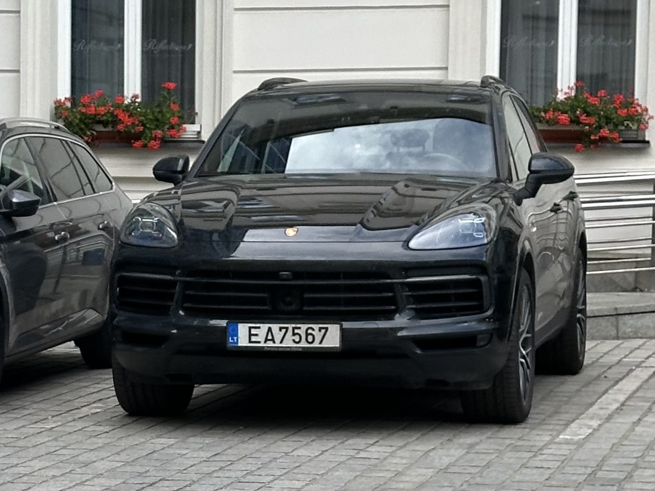 EA7567, Porsche Cayenne 3rd gen SUV (PO536; 9Y0), 2017–2023