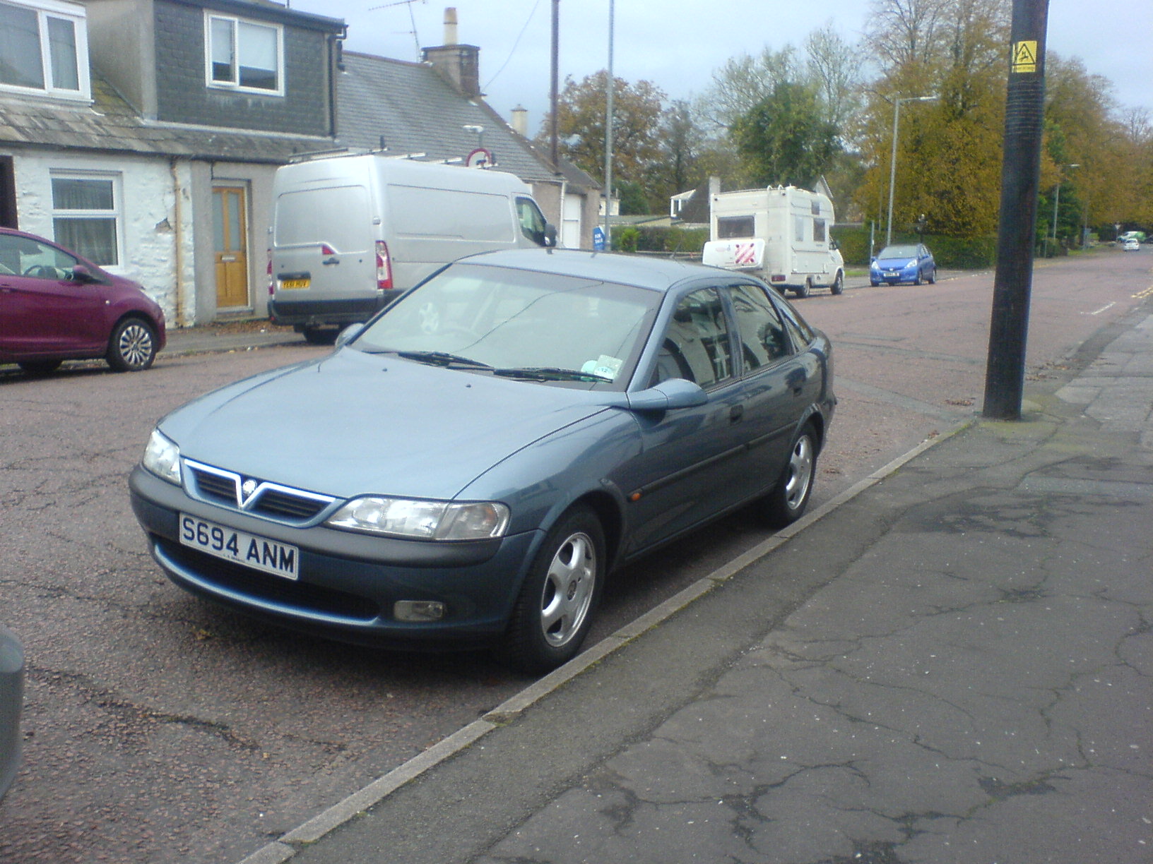 S694ANM, Vauxhall Vectra 1st gen Liftback (B; J96), 1996–2002