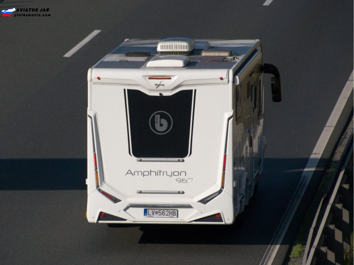 LV-562HB, Benimar Amphitryon 